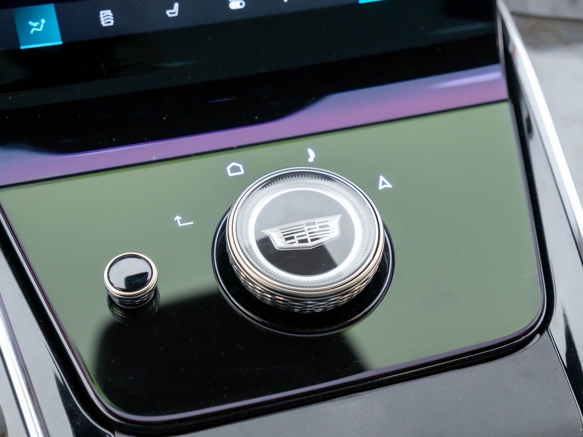 2025 Cadillac Escalade IQ Luxury photo 30