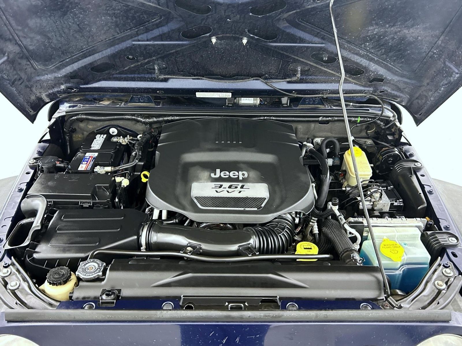 2013 Jeep Wrangler Unlimited Sport photo 22