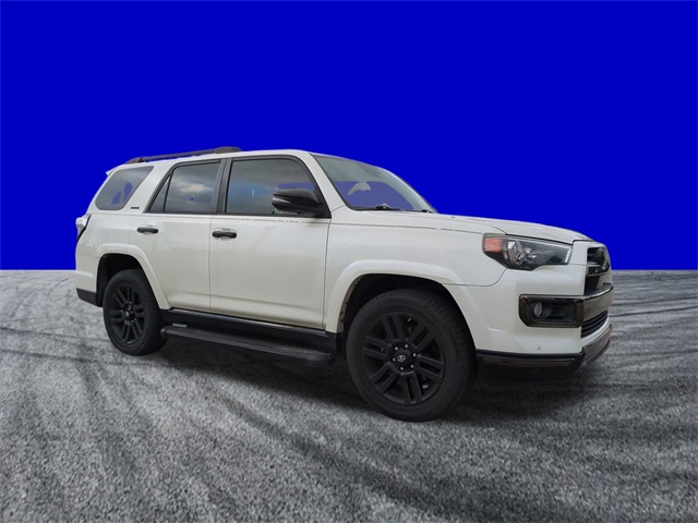 2020 Toyota 4Runner Limited photo 2
