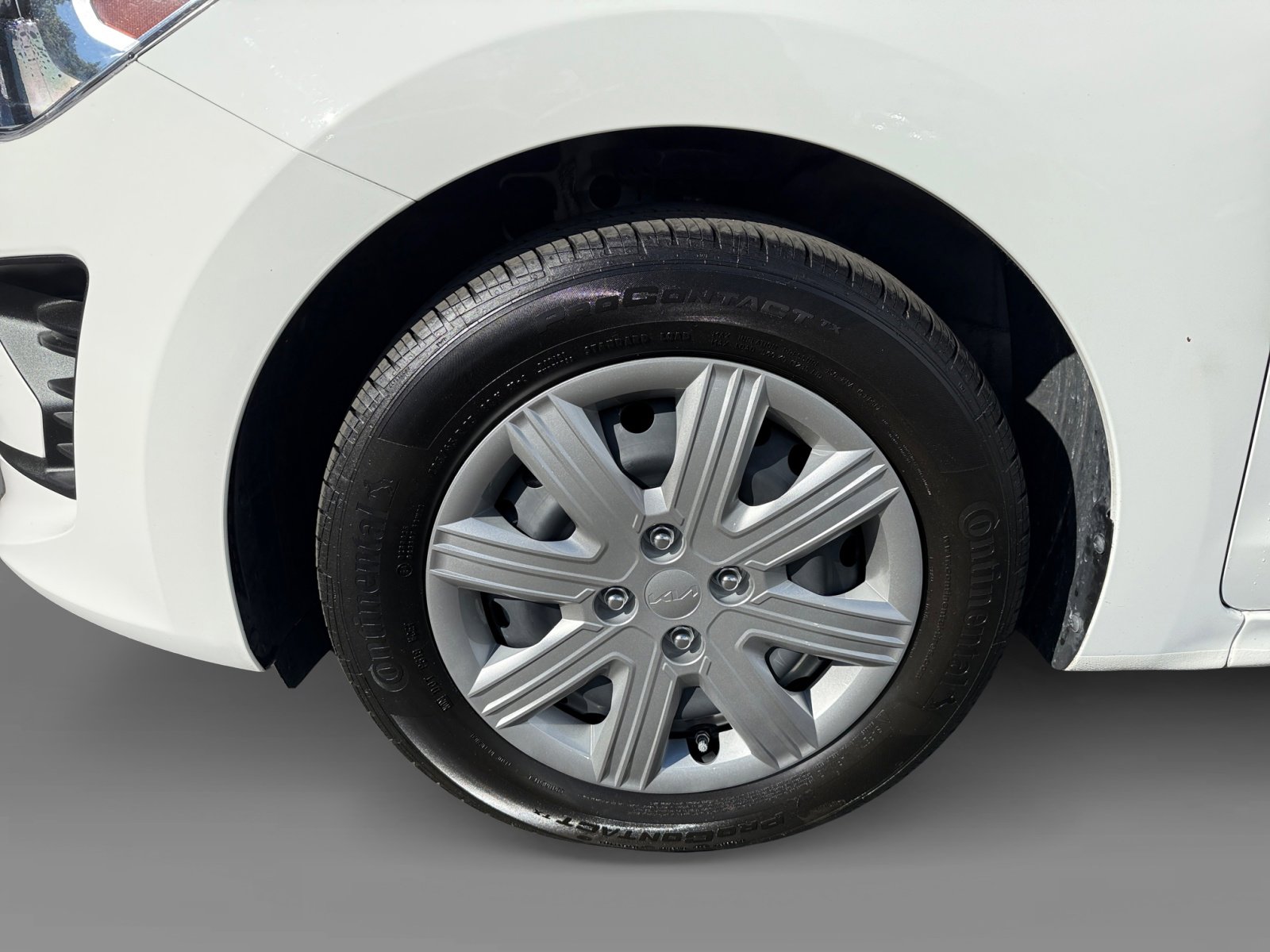 2023 Kia Rio LX photo 9