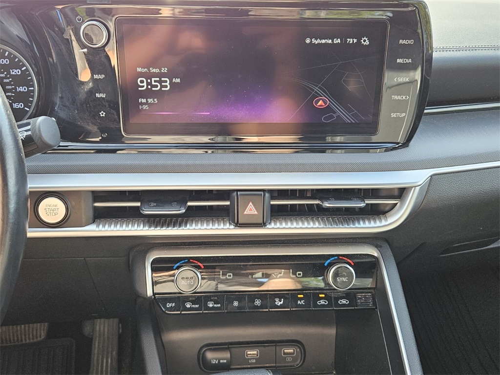 2024 Kia K5 GT-Line photo 17