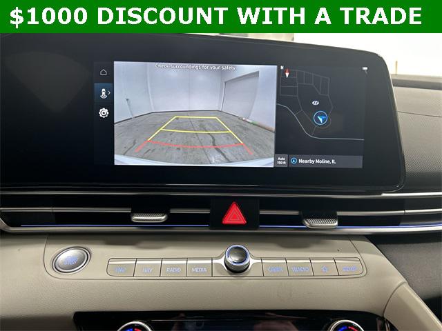 2025 Hyundai Elantra Limited photo 25