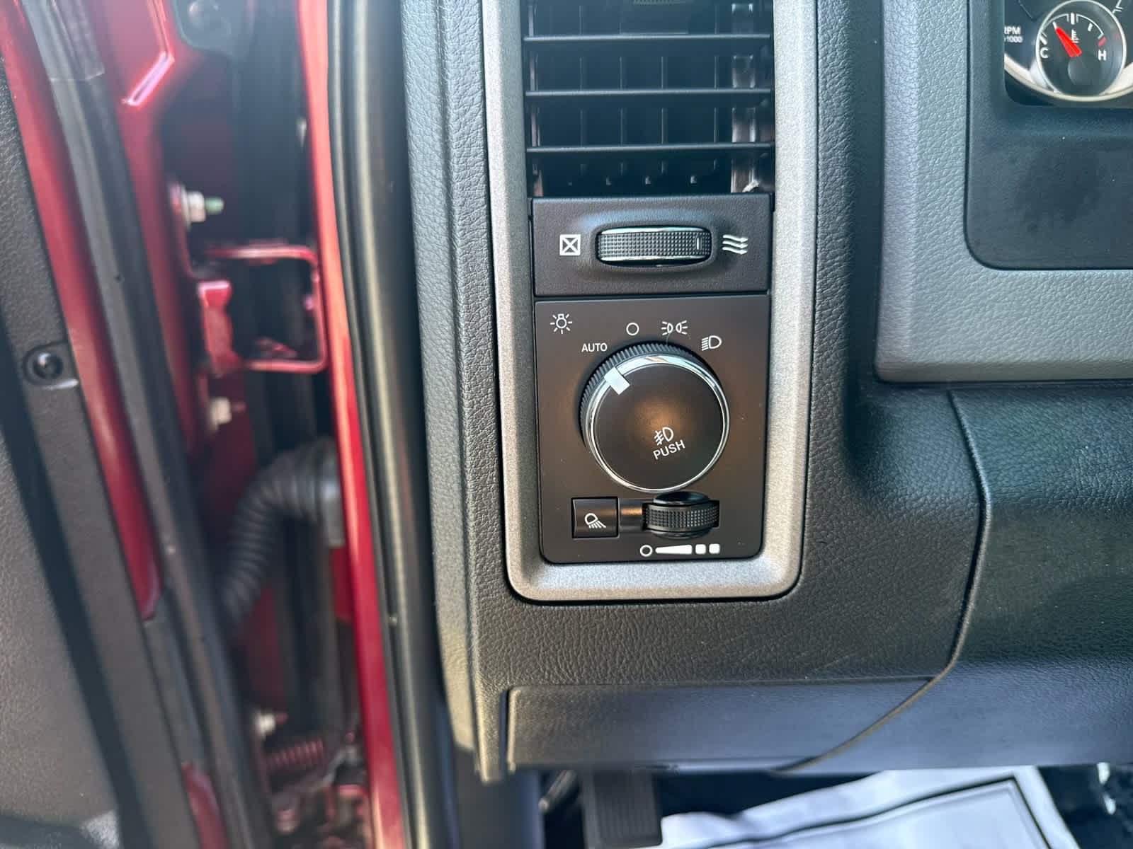 2017 Ram 1500 Express photo 17