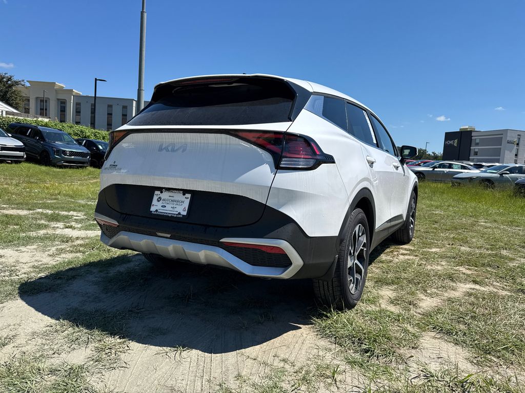 2025 Kia Sportage EX photo 2