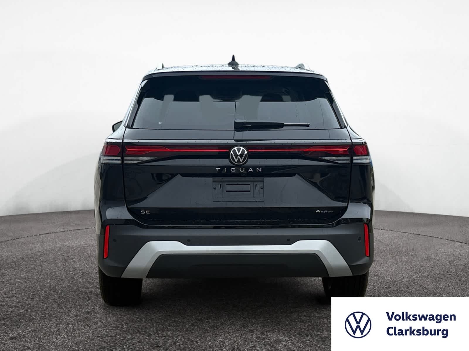 2025 Volkswagen Tiguan SE photo 4
