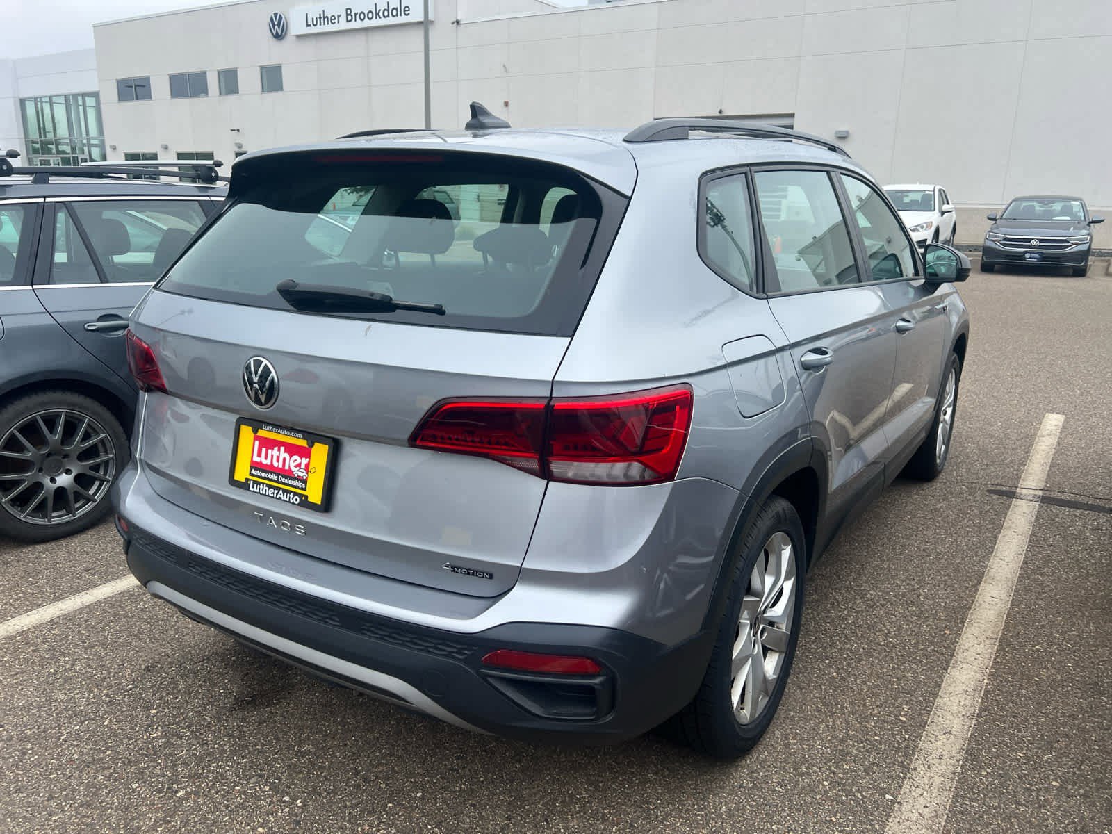 2023 Volkswagen Taos S photo 2