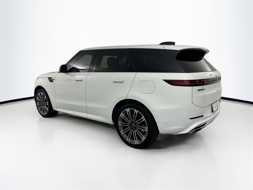 2025 Land Rover Range Rover Sport P460e Dynamic SE photo 6