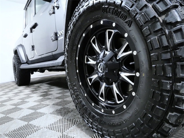 Certified 2021 Jeep Gladiator Overland with VIN 1C6JJTFM2ML522590 for sale in Apple Valley, Minnesota