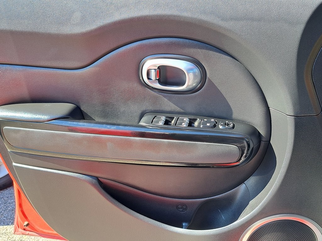 2019 Kia Soul Plus photo 15