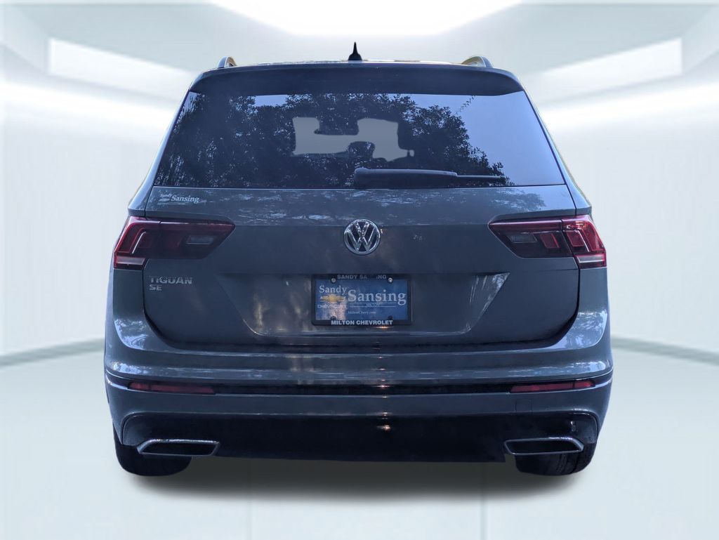 2021 Volkswagen Tiguan SE R-Line Black photo 4