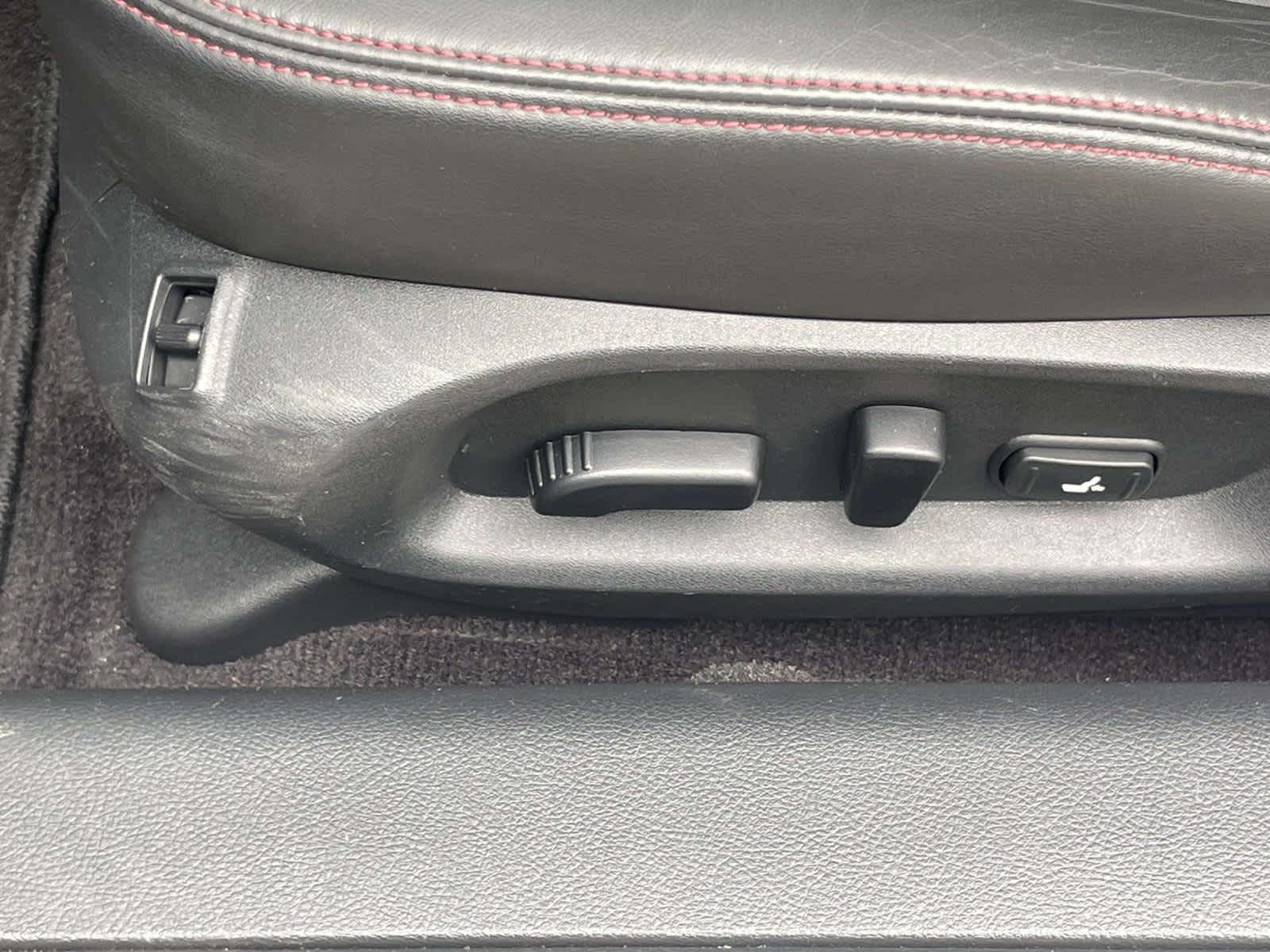 2021 Infiniti Q60 Red Sport 400 photo 13