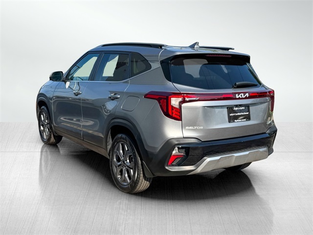 2024 Kia Seltos S photo 5