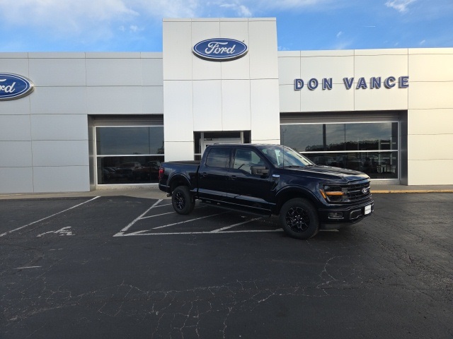 2025 Ford F-150 XLT's photo