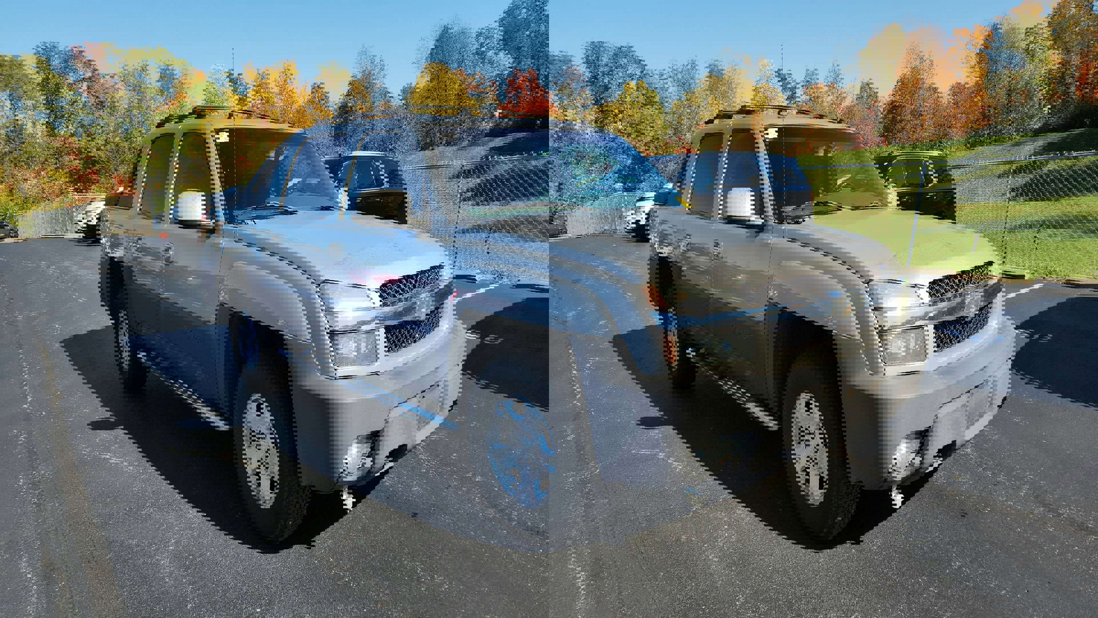 Used 2004 Chevrolet Avalanche Base with VIN 3GNEK12T04G283814 for sale in Florence, KY