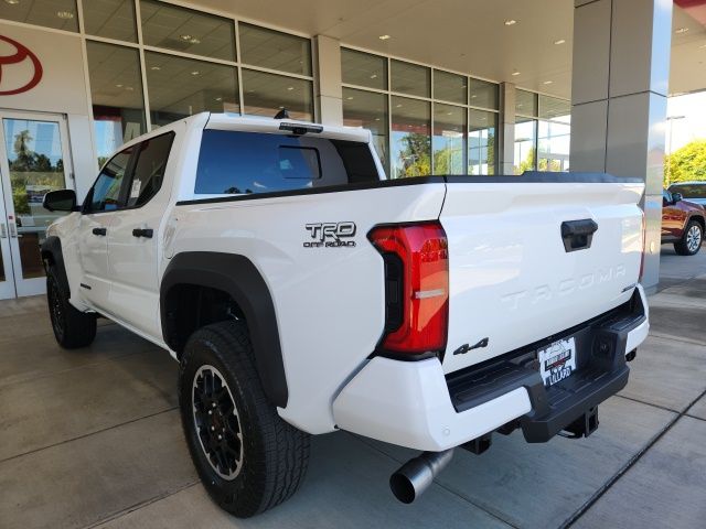 2025 Toyota Tacoma TRD Off-Road 4x4 Double Cab photo 4