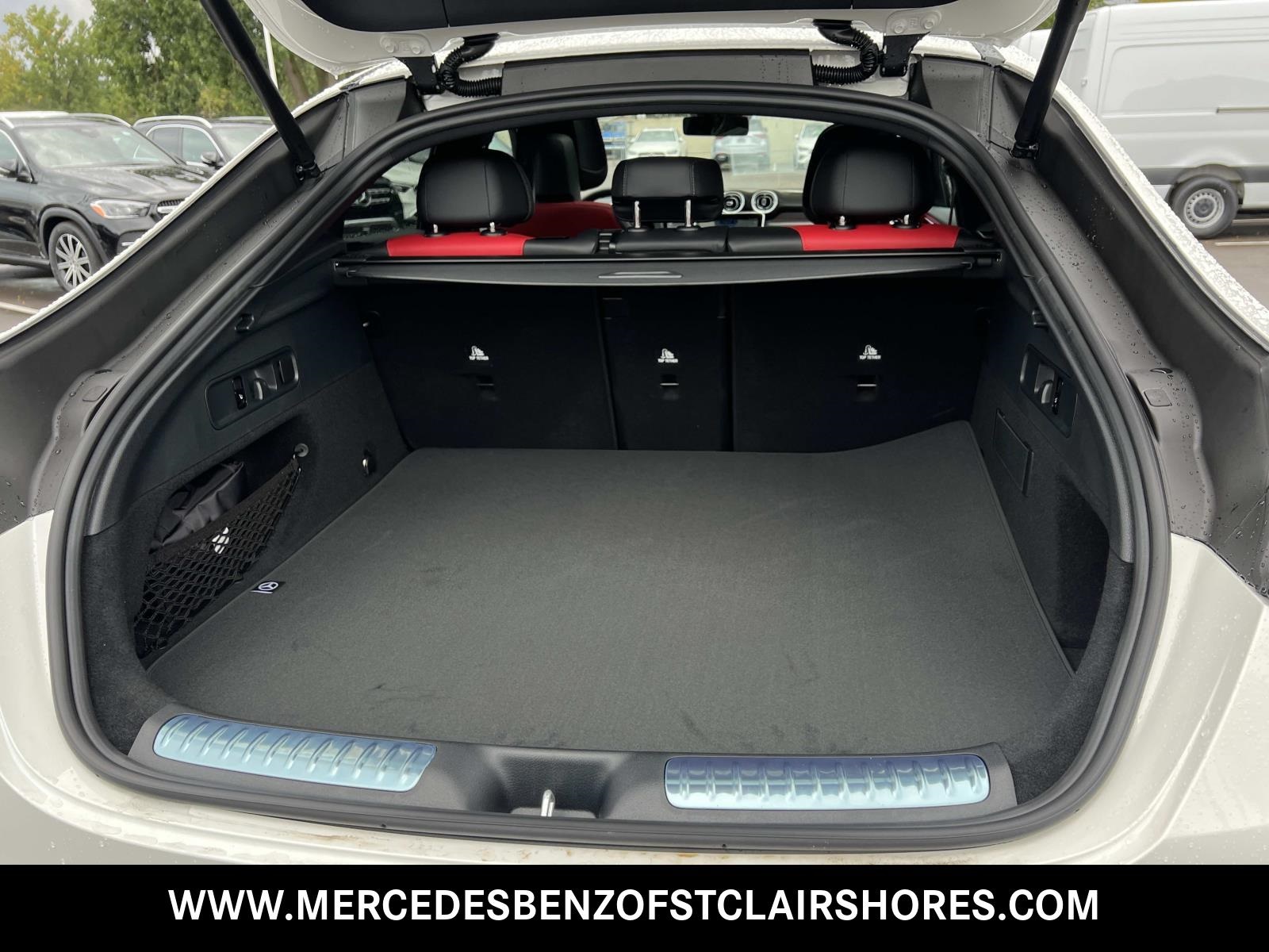 2026 Mercedes Benz GLC 300 4MATIC photo 12