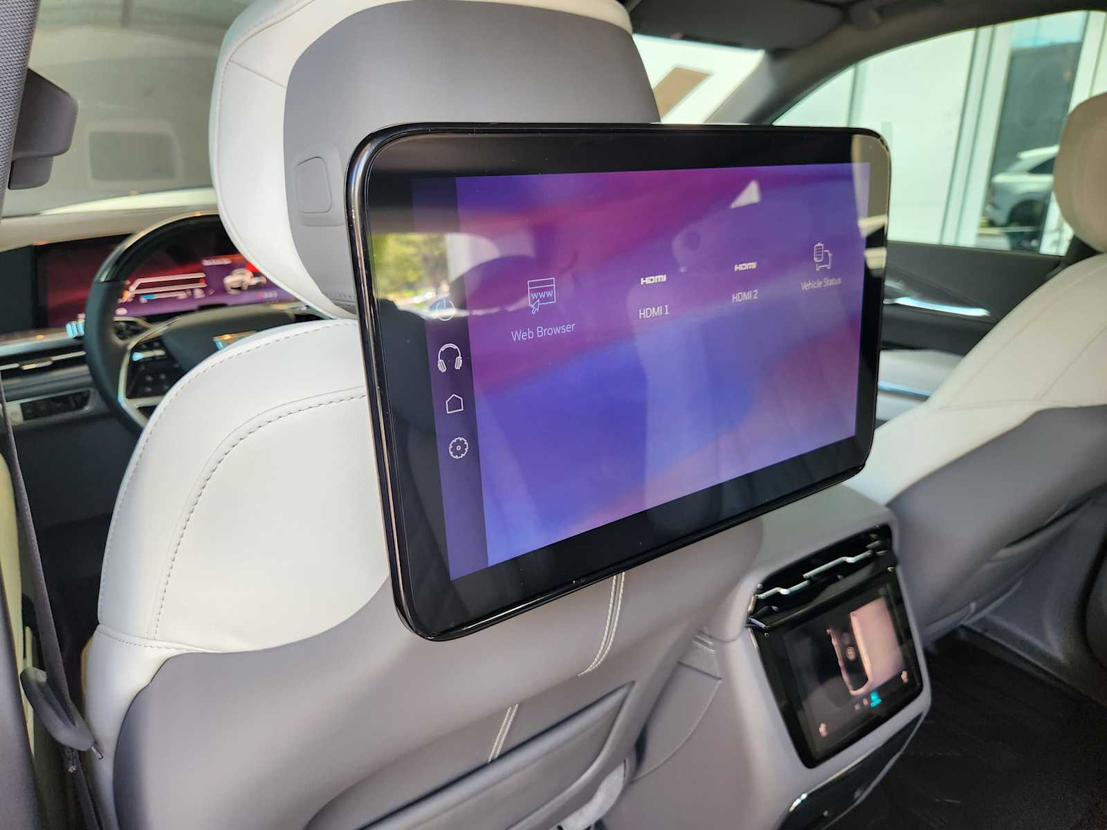 2026 Cadillac Escalade IQ Sport photo 17