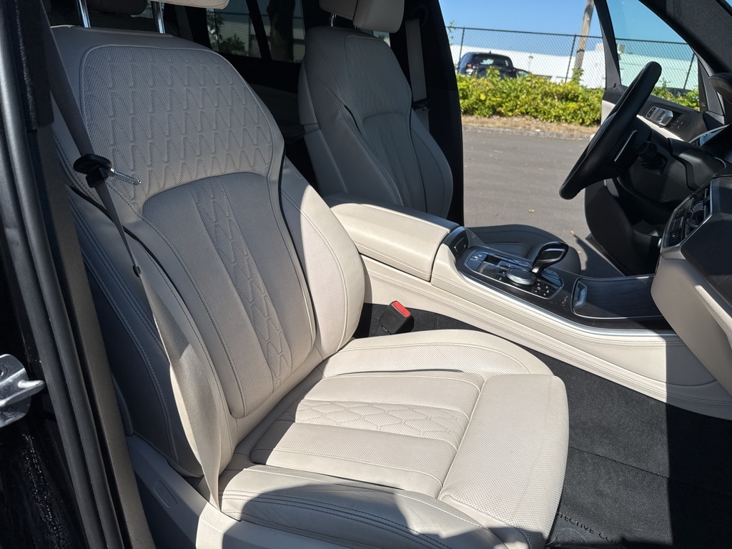 2020 Bmw X5 M50i photo 38