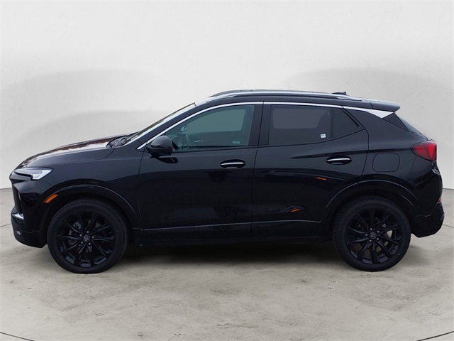 2024 Buick Encore GX Sport Touring photo 2