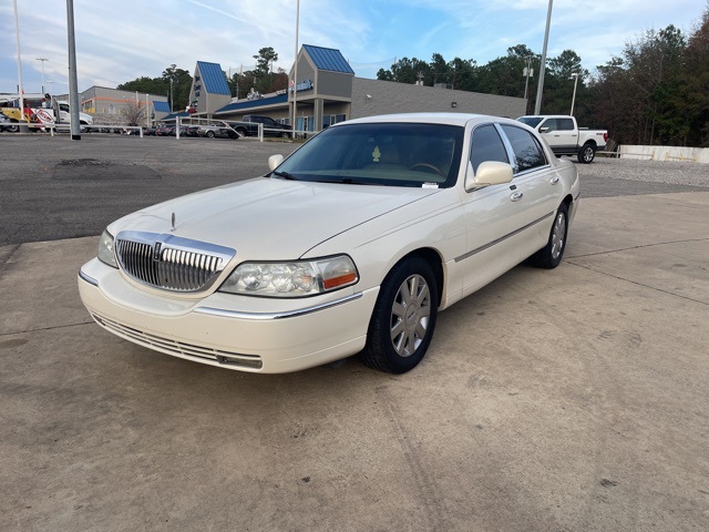 2007 Lincoln Town Car photo 3