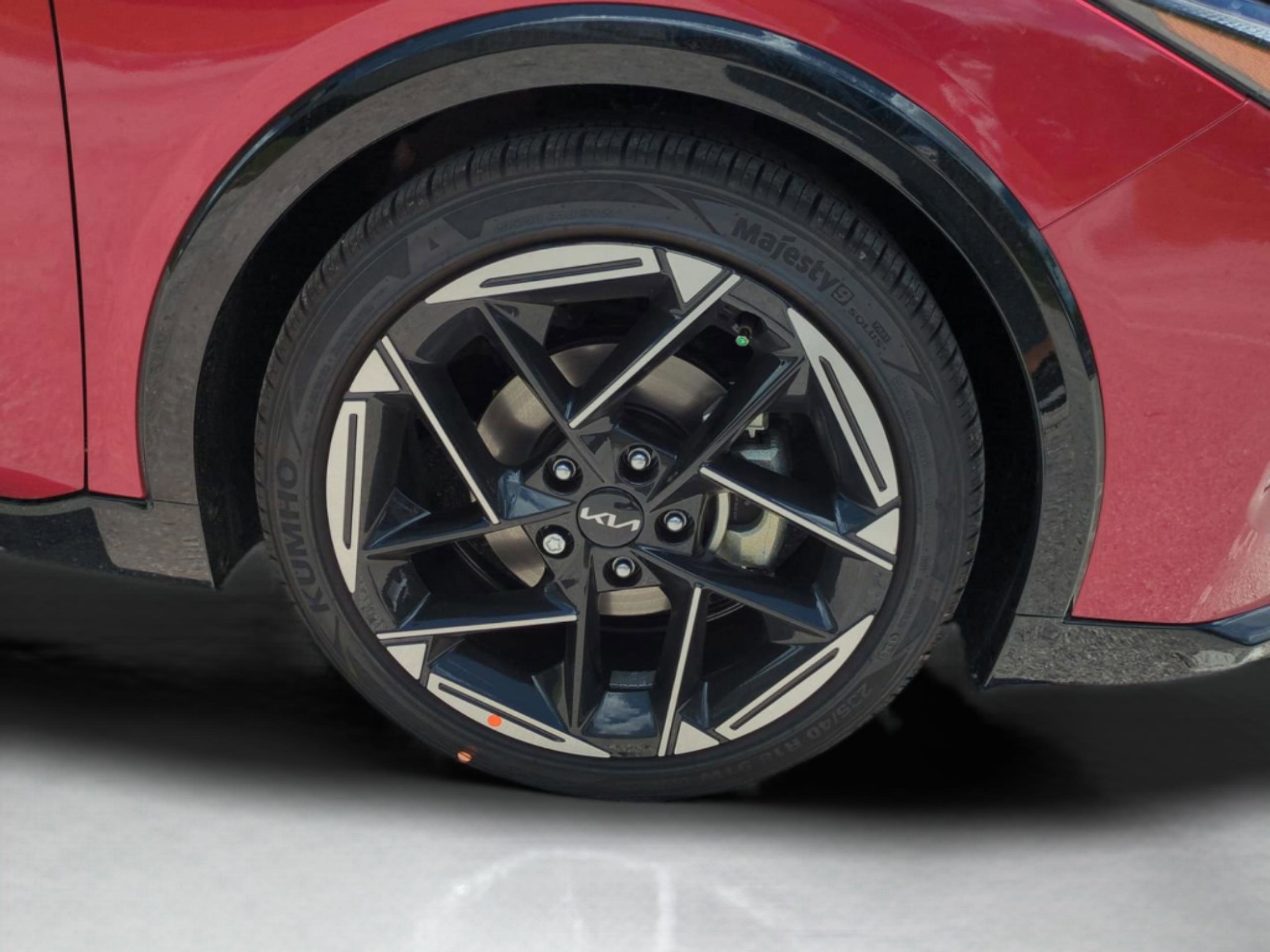 2025 Kia K4 GT-Line photo 10