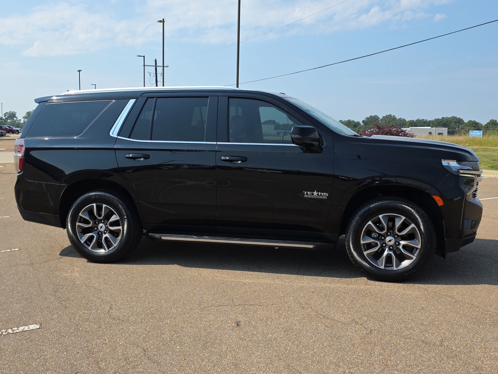 2021 Chevrolet Tahoe LT photo 8