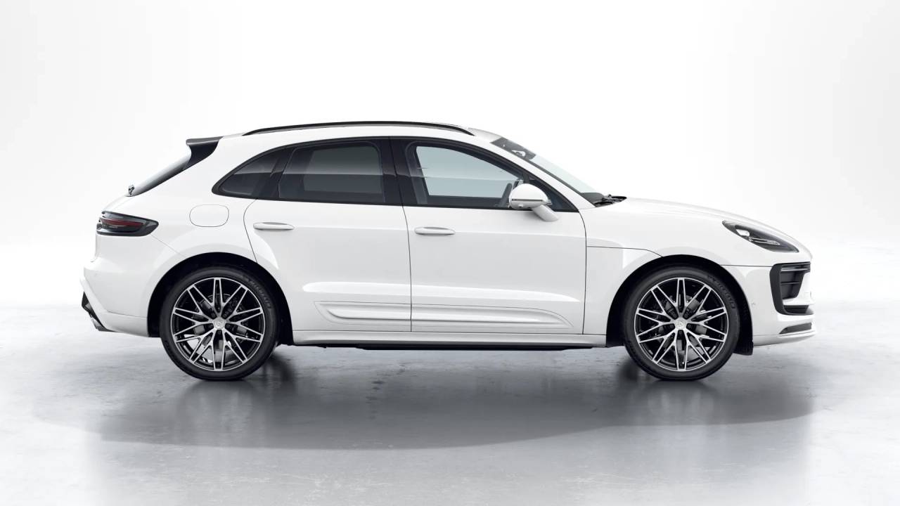 2026 Porsche Macan T photo 7