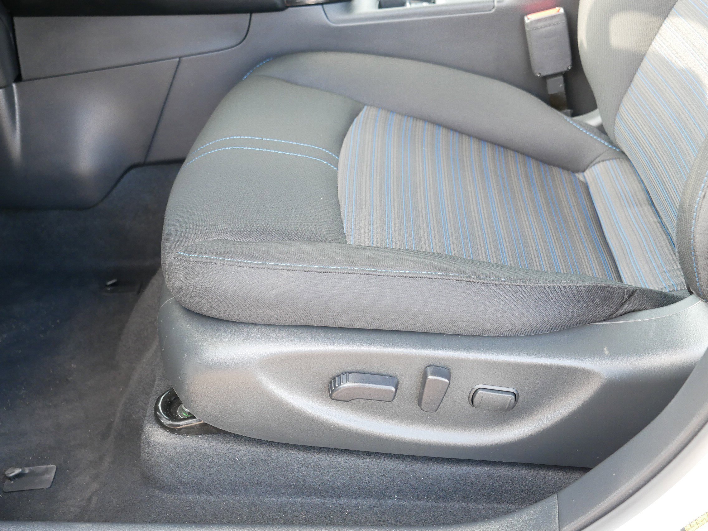 2024 Nissan Leaf SV Plus photo 18