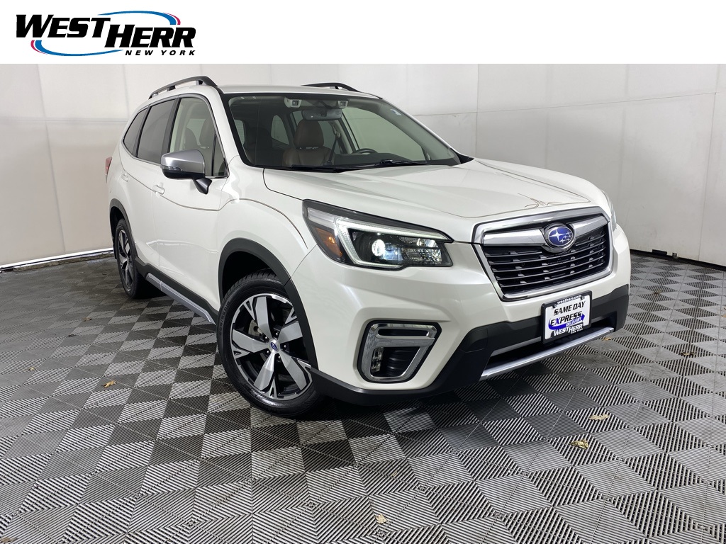 2021 Subaru Forester Touring's photo