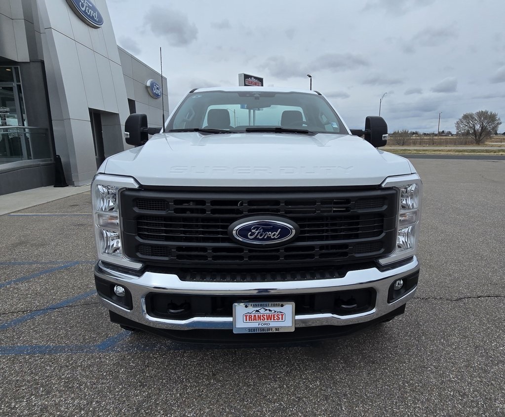 2025 Ford F-250 XL photo 3