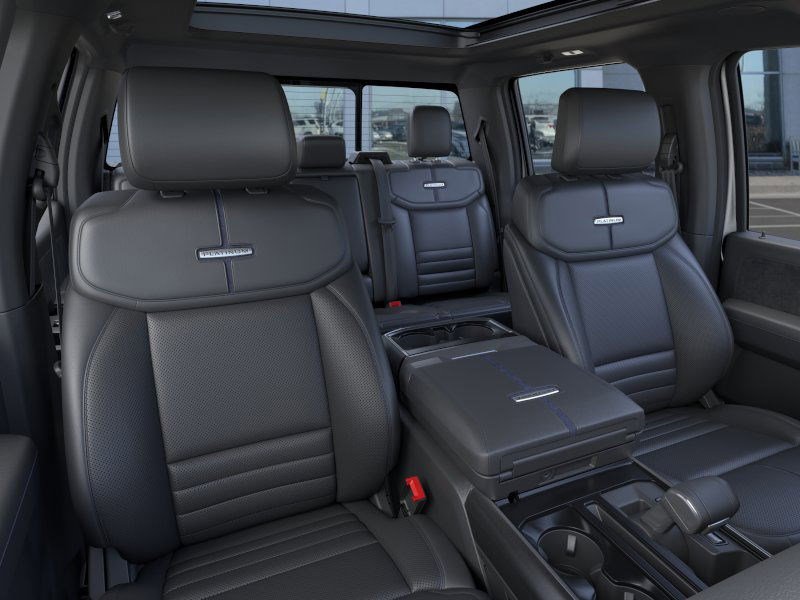 2025 Ford F-150 Platinum photo 9