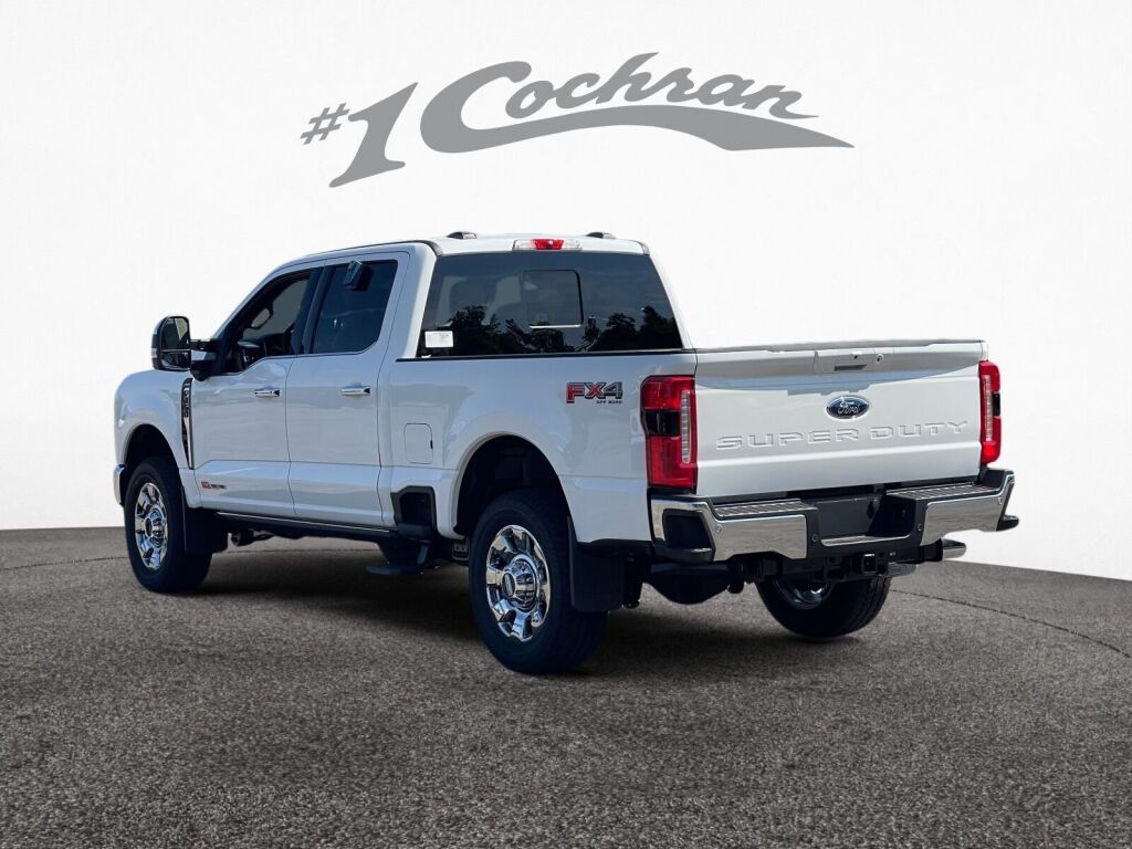 2025 Ford F-250 Lariat photo 4