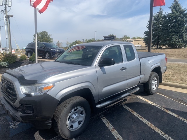 2018 Toyota Tacoma SR 4x4 Access Cab photo 3