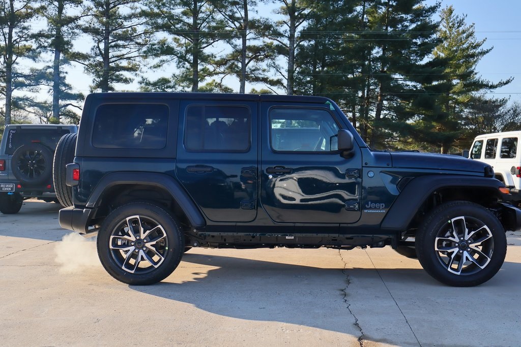 2025 Jeep Wrangler Sport S 4xe photo 4