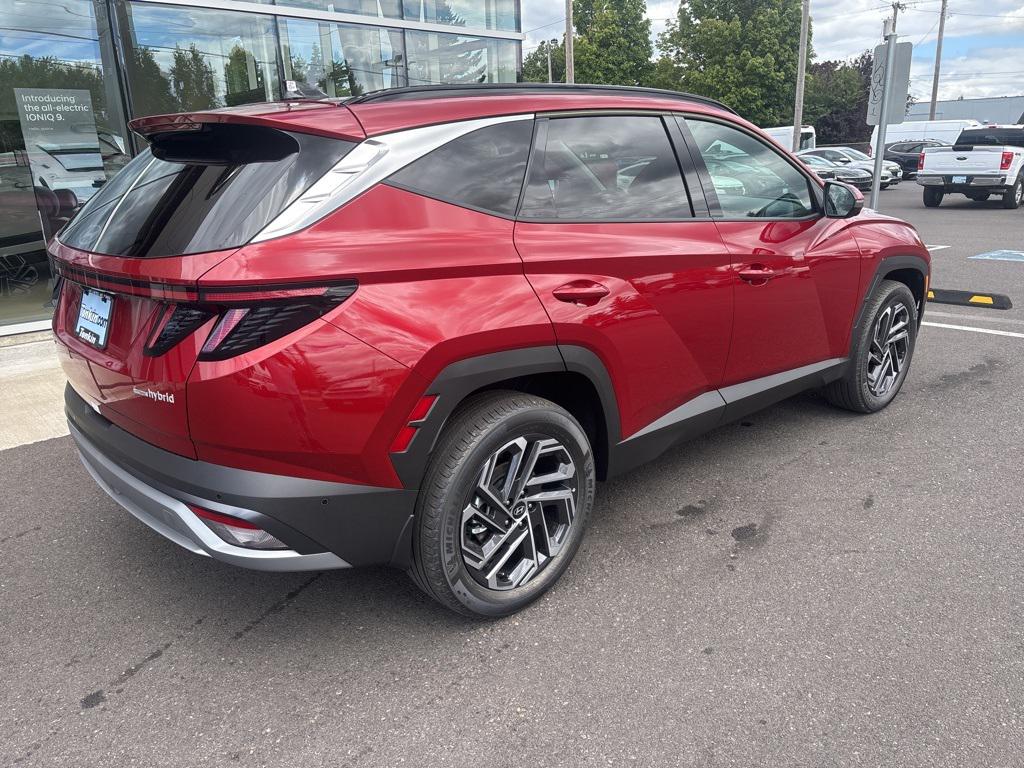 2025 Hyundai Tucson Hybrid Limited photo 6