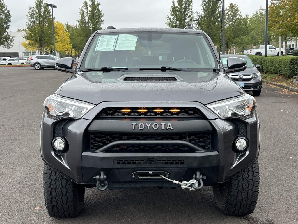 2019 Toyota 4Runner TRD Off-Road Premium photo 2