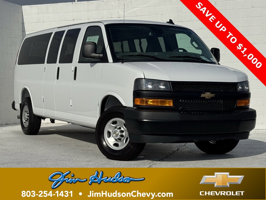2025 Chevrolet Express Passenger LS's photo