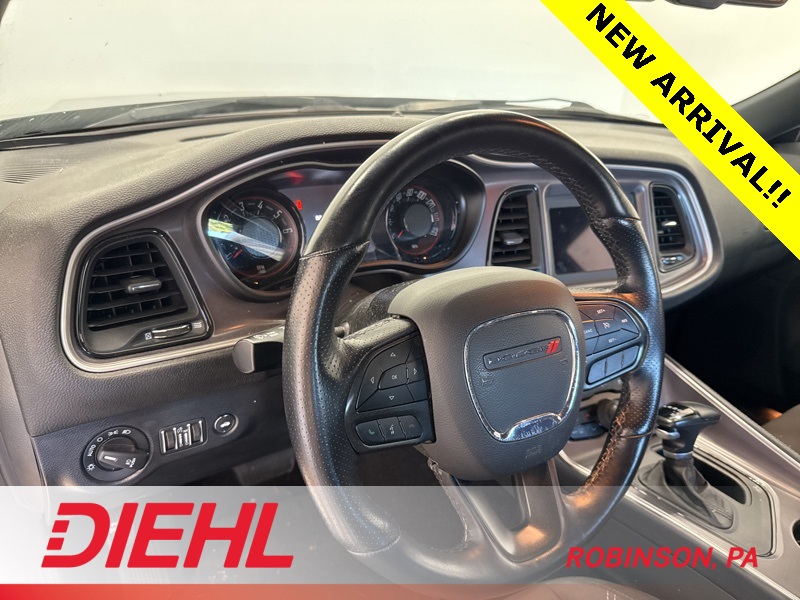 2022 Dodge Challenger SXT AWD photo 15