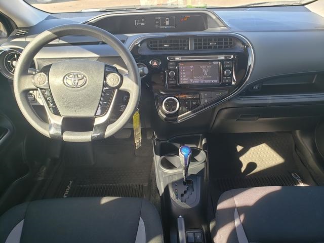 2018 Toyota Prius C Two photo 14