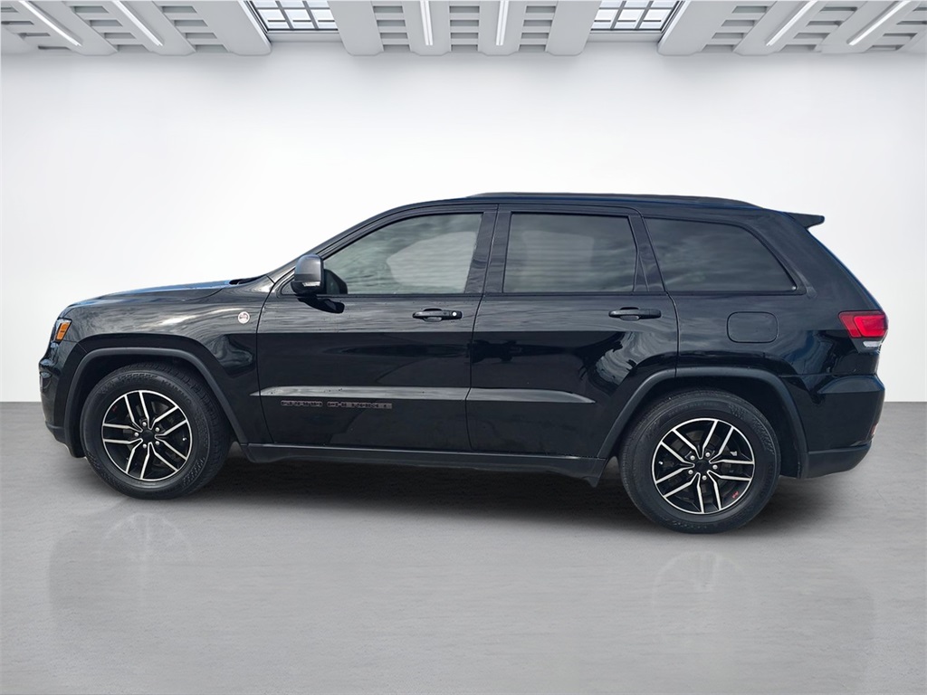 2021 Jeep Grand Cherokee Trailhawk photo 3