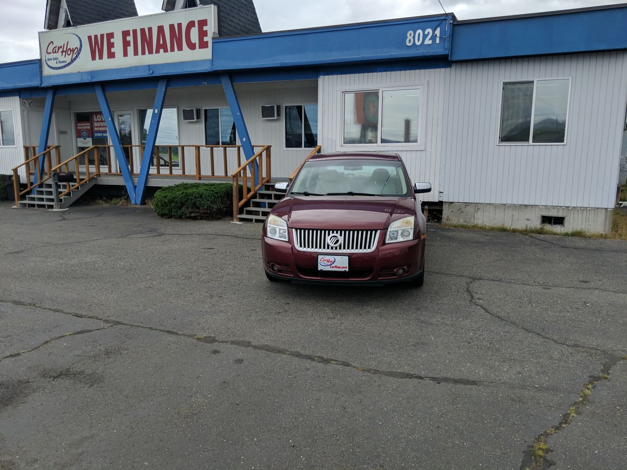 Used 2008 Red Mercury BASE image 1