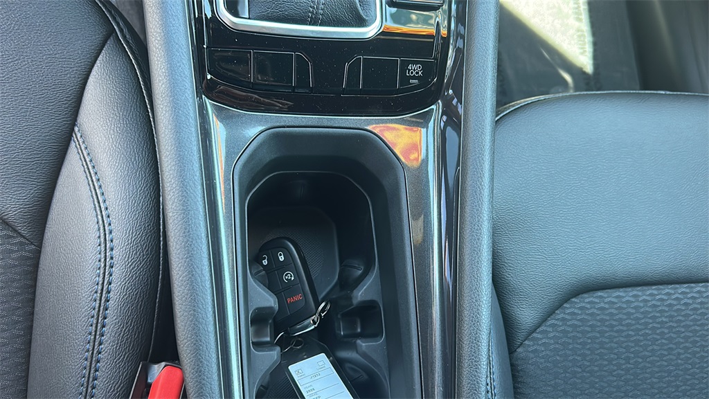 2025 Jeep Compass Latitude photo 30