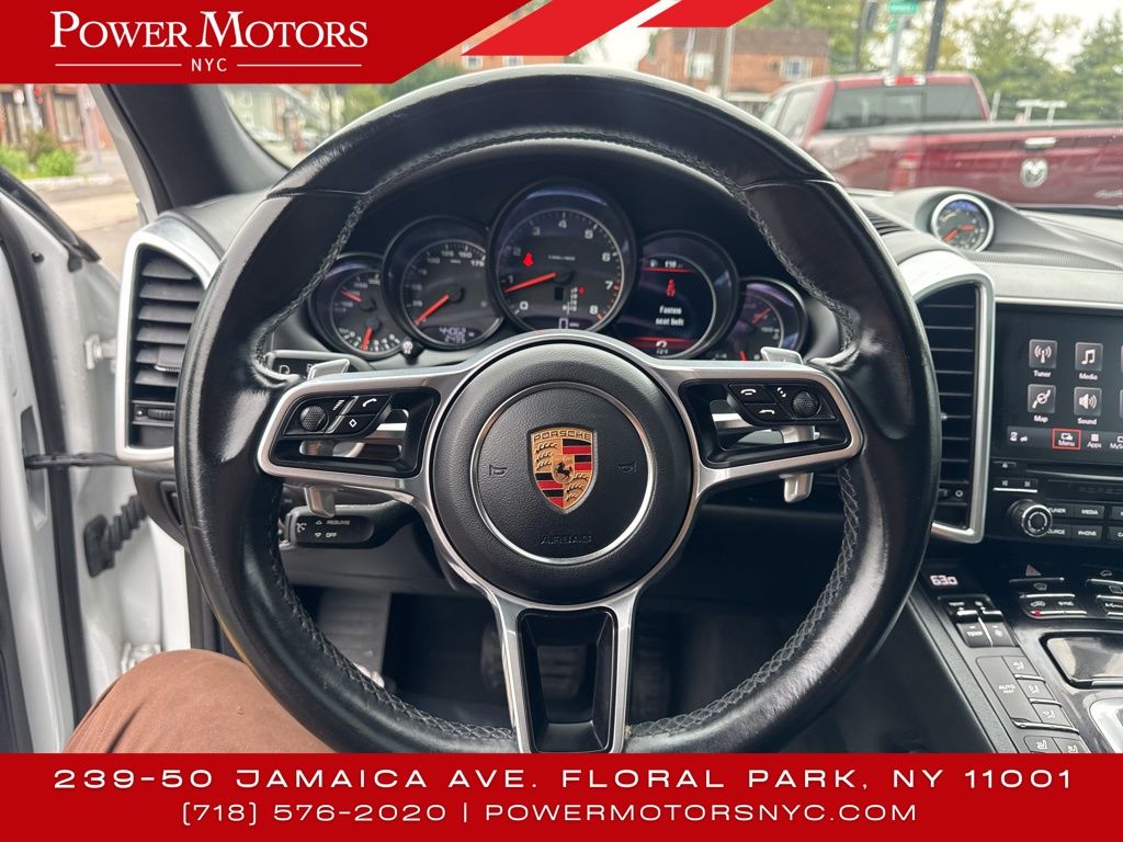 2017 Porsche Cayenne Platinum Edition photo 31