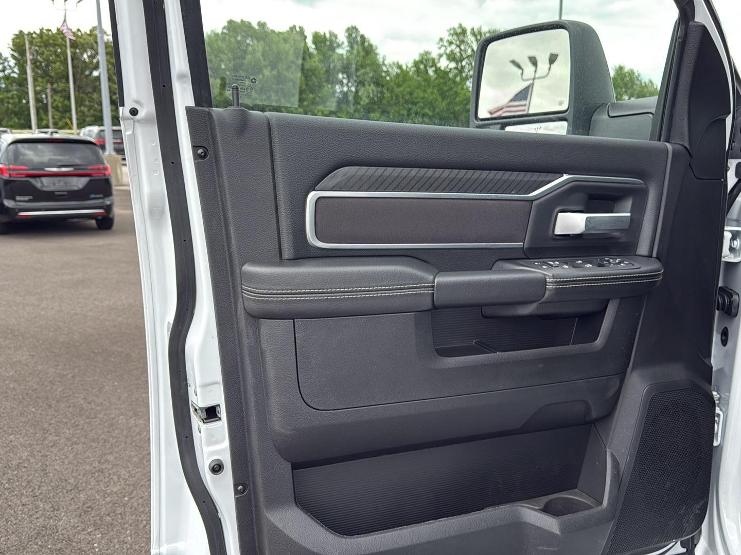 2025 Ram 2500 Big Horn photo 20