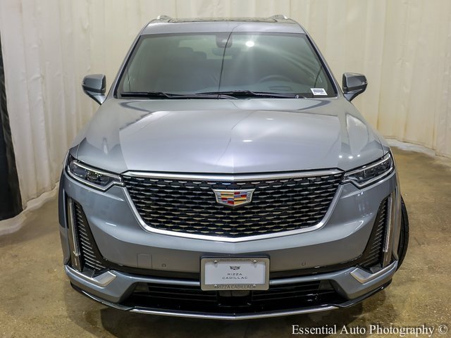 2025 Cadillac XT6 Premium Luxury photo 4