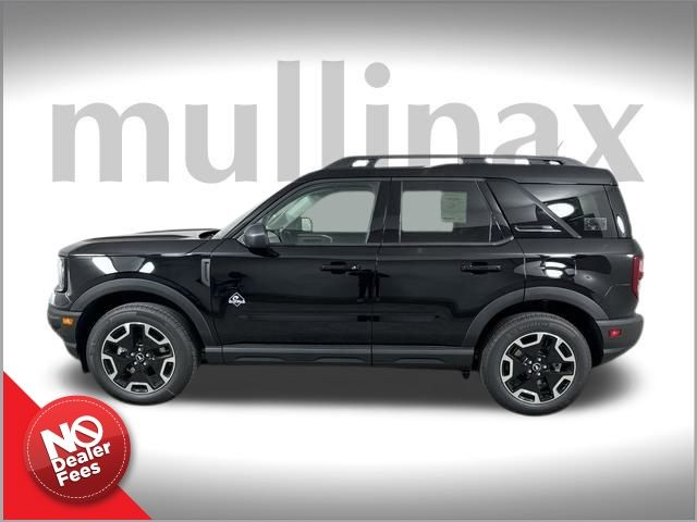 2024 Ford Bronco Sport Outer Banks photo 2