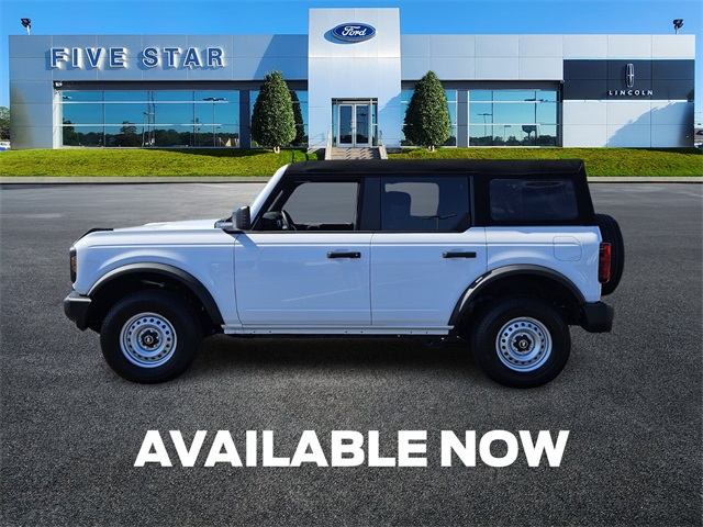2025 Ford Bronco Base photo 4