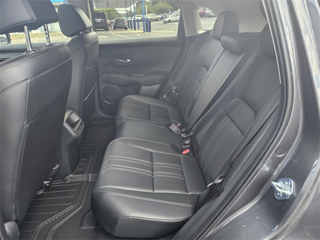 2026 Honda HR-V EX-L photo 10