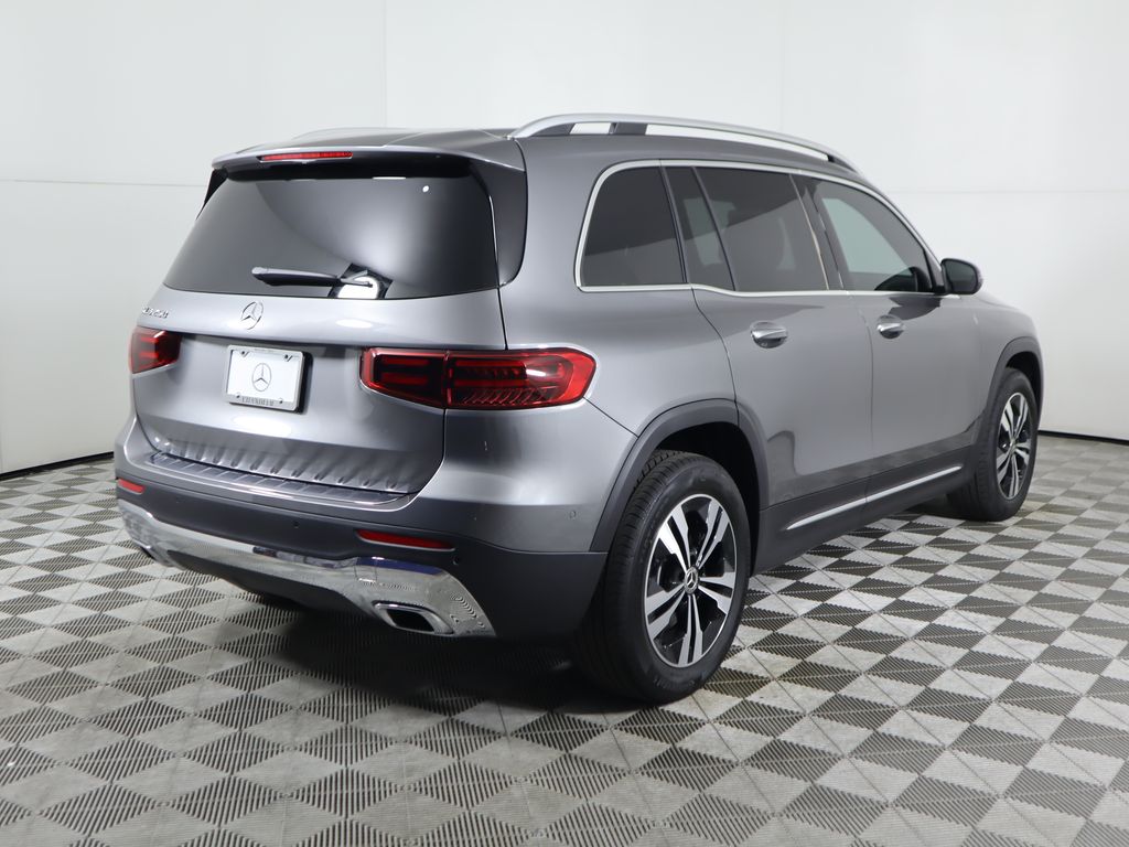 2026 Mercedes Benz GLB 250 photo 5