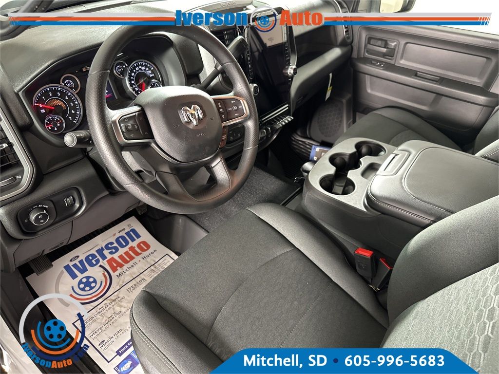 2025 Ram 2500 Tradesman photo 14